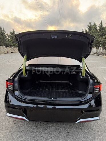 Hyundai Sonata 2025, 30,000 km - 2.0 l - Bakı