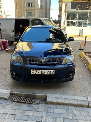 Toyota Corolla 2004, 300,694 km - 1.4 l - Bakı