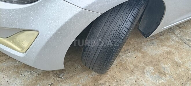Hyundai Avante 2014, 177,000 km - 1.6 l - Lənkəran