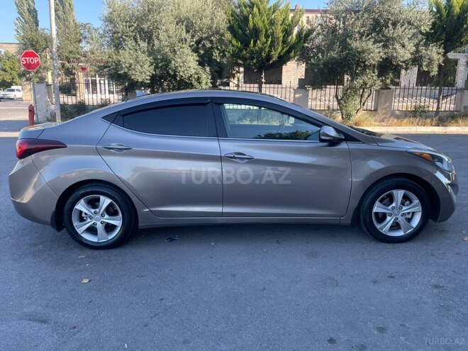 Hyundai Elantra 2015, 189,903 km - 1.8 л - Şabran