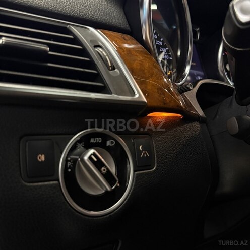 Mercedes GL 500 4MATIC 2013, 298,000 km - 4.7 l - Bakı