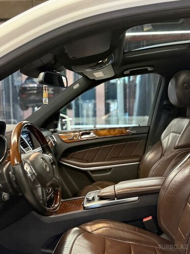 Mercedes GL 500 4MATIC 2013, 298,000 km - 4.7 l - Bakı