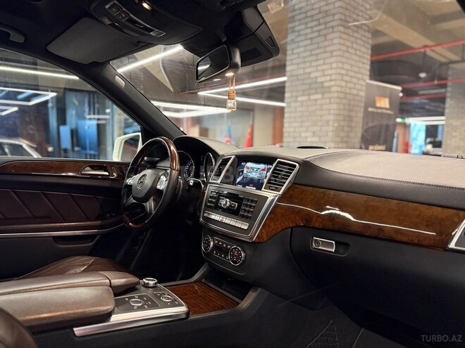 Mercedes GL 500 4MATIC 2013, 298,000 km - 4.7 l - Bakı