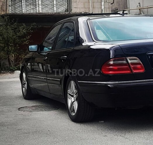 Mercedes E 240 1998, 321,890 km - 2.4 l - Bakı