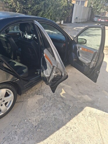 Mercedes C 180 2001, 200,000 km - 2.0 l - Bakı
