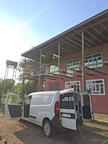 Fiat Doblo 2011, 321,810 km - 1.6 l - Masallı