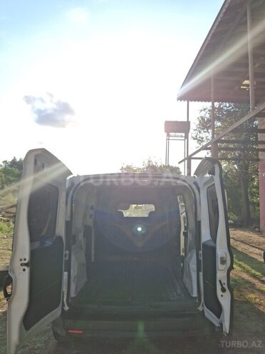 Fiat Doblo 2011, 321,810 km - 1.6 l - Masallı