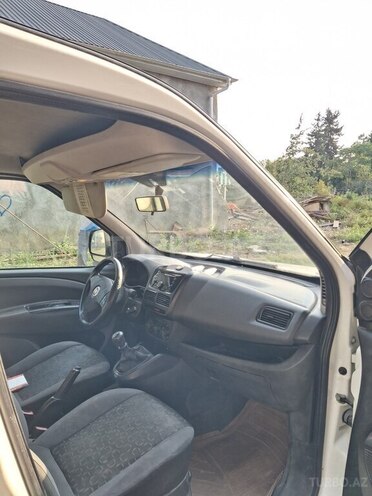 Fiat Doblo 2011, 321,810 km - 1.6 l - Masallı