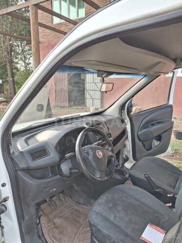 Fiat Doblo 2011, 321,810 km - 1.6 l - Masallı