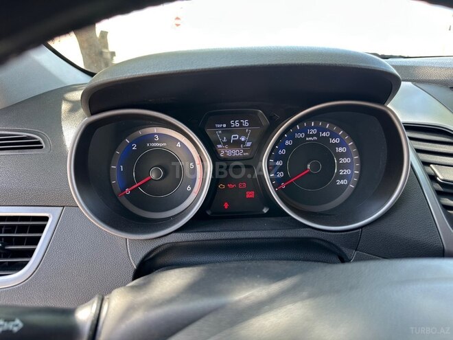 Hyundai Avante 2014, 280,000 km - 1.6 l - Bakı