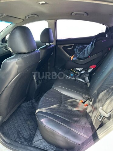 Hyundai Avante 2014, 280,000 km - 1.6 l - Bakı