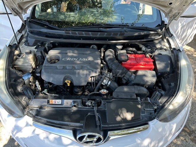 Hyundai Avante 2014, 280,000 km - 1.6 l - Bakı