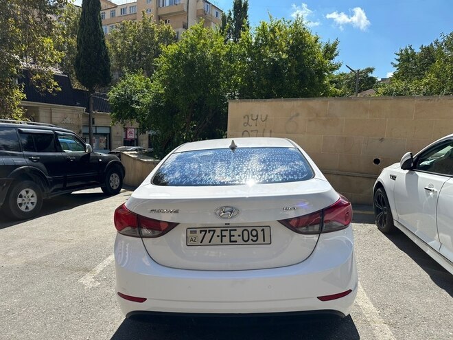 Hyundai Avante 2014, 280,000 km - 1.6 l - Bakı