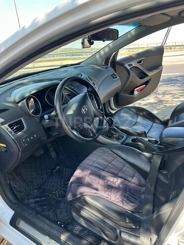 Hyundai Avante 2014, 280,000 km - 1.6 l - Bakı