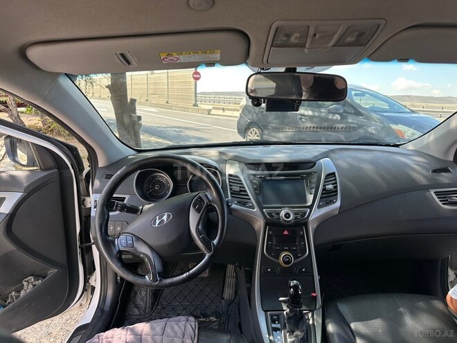 Hyundai Avante 2014, 280,000 km - 1.6 l - Bakı