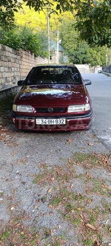 Opel Vectra 1995, 150,000 km - 1.8 l - Qax