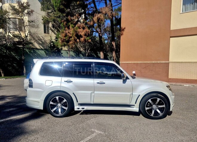 Mitsubishi Pajero 2007, 222,000 km - 3.0 л - Bakı