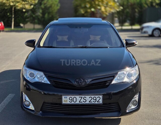 Toyota Camry 2013, 181,000 km - 2.5 l - Salyan