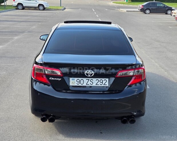Toyota Camry 2013, 181,000 km - 2.5 l - Salyan