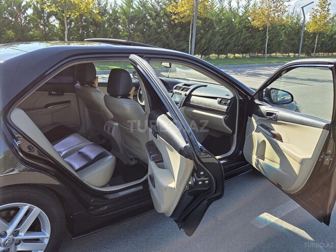 Toyota Camry 2013, 181,000 km - 2.5 l - Salyan
