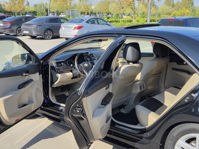 Toyota Camry 2013, 181,000 km - 2.5 l - Salyan