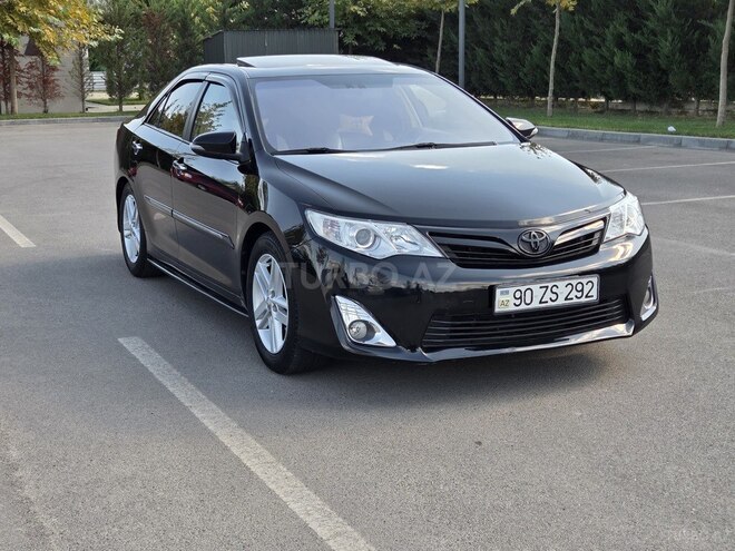 Toyota Camry 2013, 181,000 km - 2.5 l - Salyan