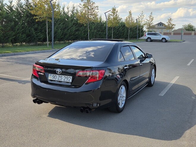 Toyota Camry 2013, 181,000 km - 2.5 l - Salyan