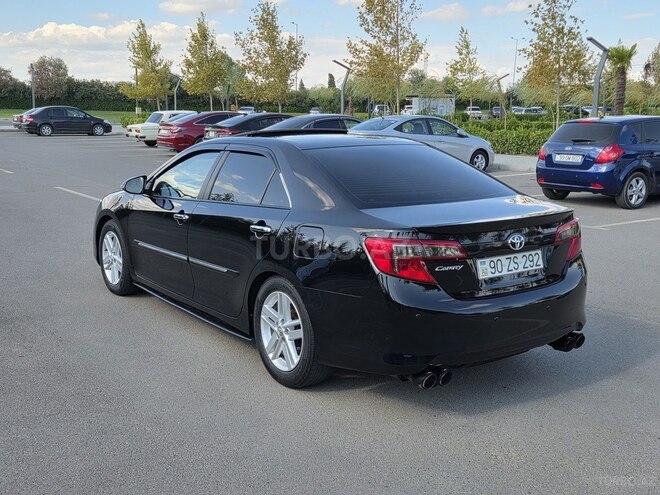 Toyota Camry 2013, 181,000 km - 2.5 l - Salyan