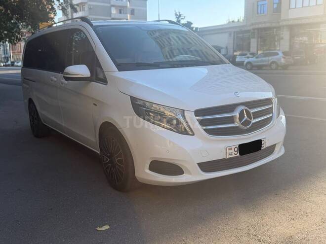 Mercedes V 250 2014, 228,000 km - 2.1 l - Bakı