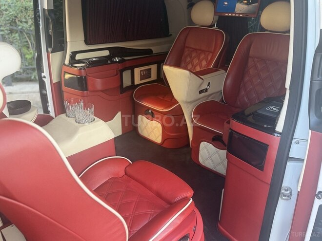Mercedes V 250 2014, 228,000 km - 2.1 l - Bakı