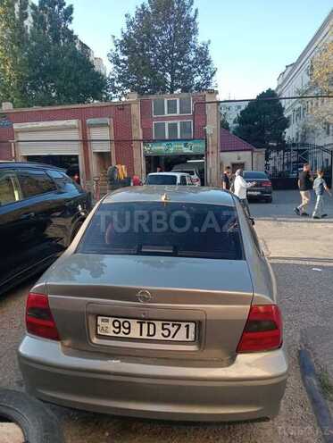 Opel Vectra 1997, 220,000 km - 1.8 l - Bakı