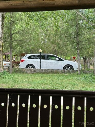 Opel Astra 2011, 252,095 km - 1.4 l - Şəmkir