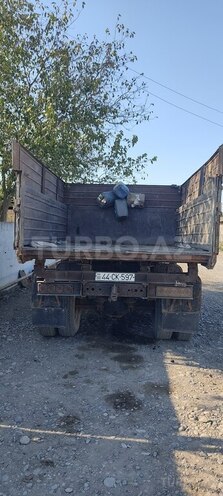 ZIL 130 1990, 683,000 km - 4.6 l - Neftçala