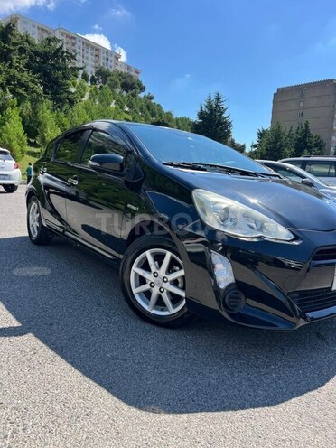 Toyota Aqua 2015, 340,000 km - 1.5 л - Bakı
