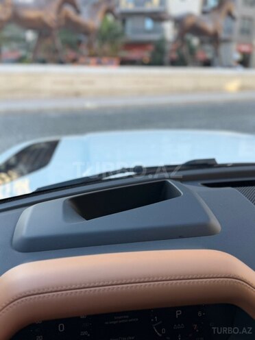 Land Rover Defender 2023, 9,000 km - 2.0 л - Bakı