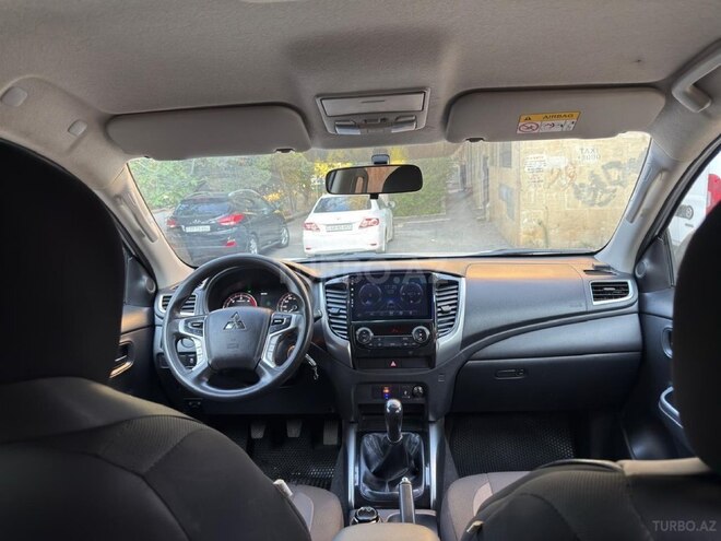 Mitsubishi L200 2023, 68,000 km - 2.4 l - Bakı