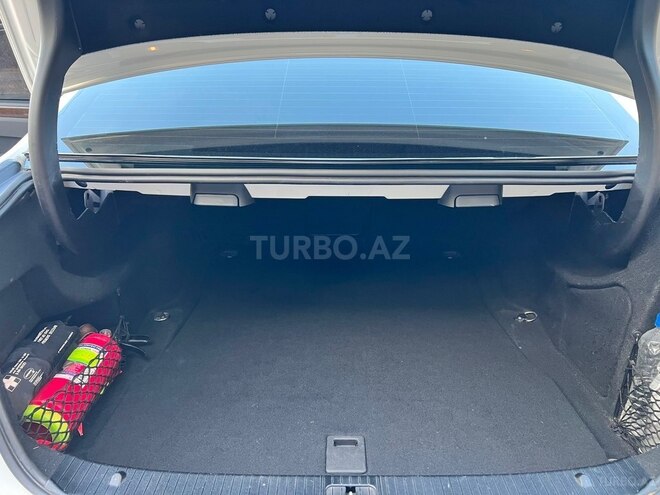 Mercedes E 200 2014, 230,000 km - 2.0 l - Bakı