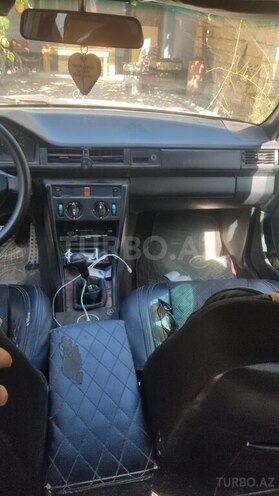 Mercedes E 200 1993, 380,000 km - 2.0 l - Bakı