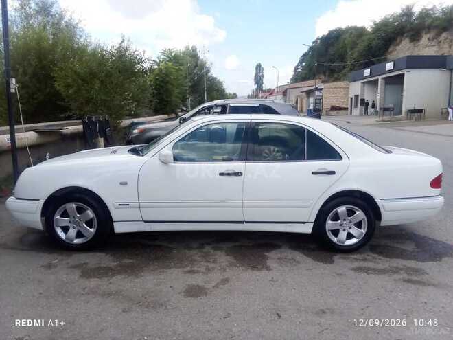 Mercedes E 230 1998, 322,258 km - 2.3 l - Qusar
