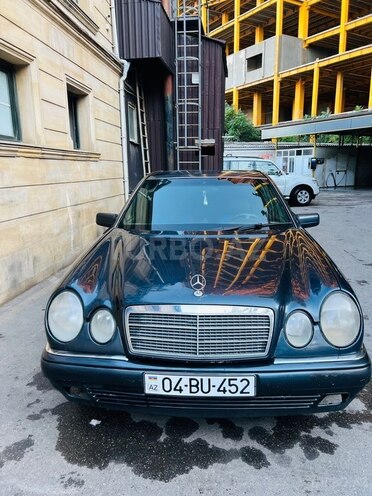 Mercedes E 230 1996, 484,000 km - 2.3 л - Bakı