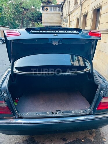 Mercedes E 230 1996, 484,000 km - 2.3 л - Bakı