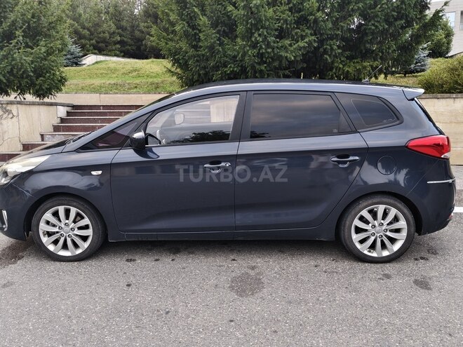 Kia Carens 2015, 107,821 km - 1.7 l - Qusar