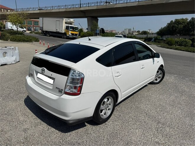 Toyota Prius 2008, 198,000 km - 1.5 л - Bakı
