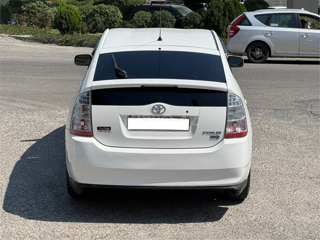 Toyota Prius 2008, 198,000 km - 1.5 л - Bakı