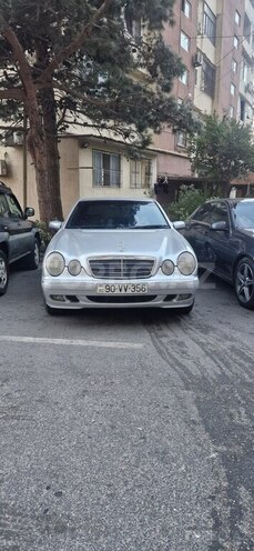 Mercedes E 240 2000, 307,858 km - 2.6 l - Bakı