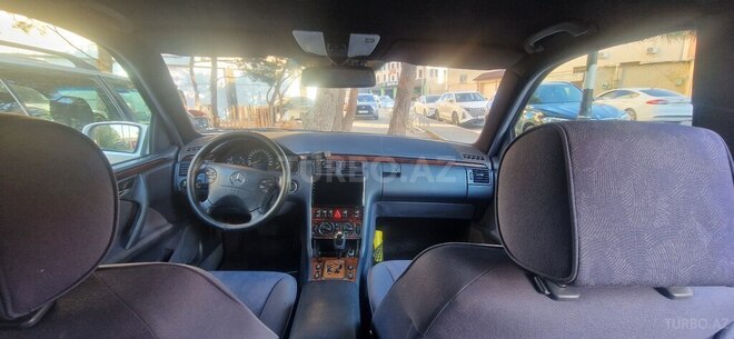 Mercedes E 240 2000, 307,858 km - 2.6 l - Bakı