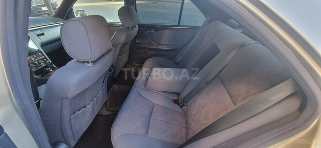 Mercedes E 240 2000, 307,858 km - 2.6 l - Bakı