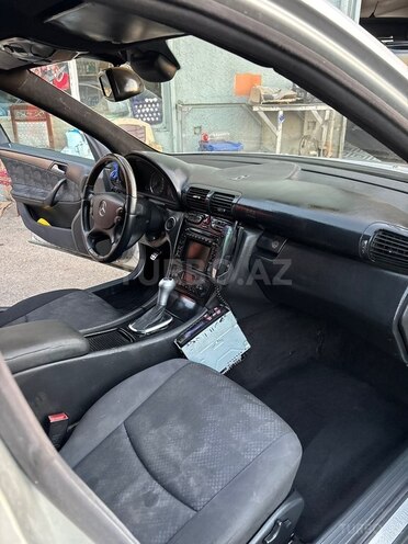 Mercedes C 200 2003, 217,000 km - 2.2 л - Bakı