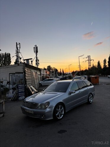 Mercedes C 200 2003, 217,000 km - 2.2 л - Bakı