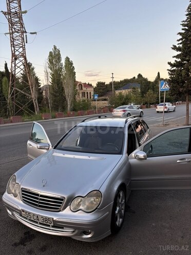 Mercedes C 200 2003, 217,000 km - 2.2 л - Bakı